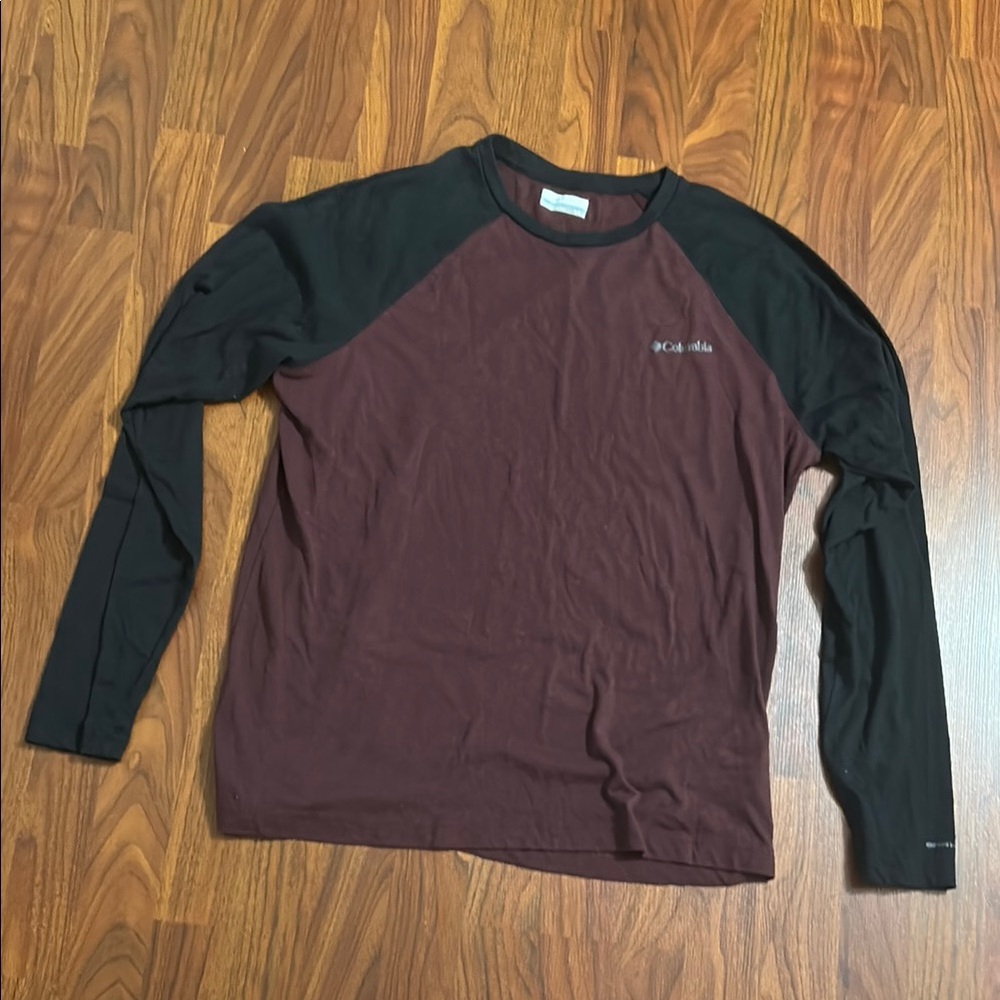 Columbia Men's Burgundy and Black Long Sleeve Shirt